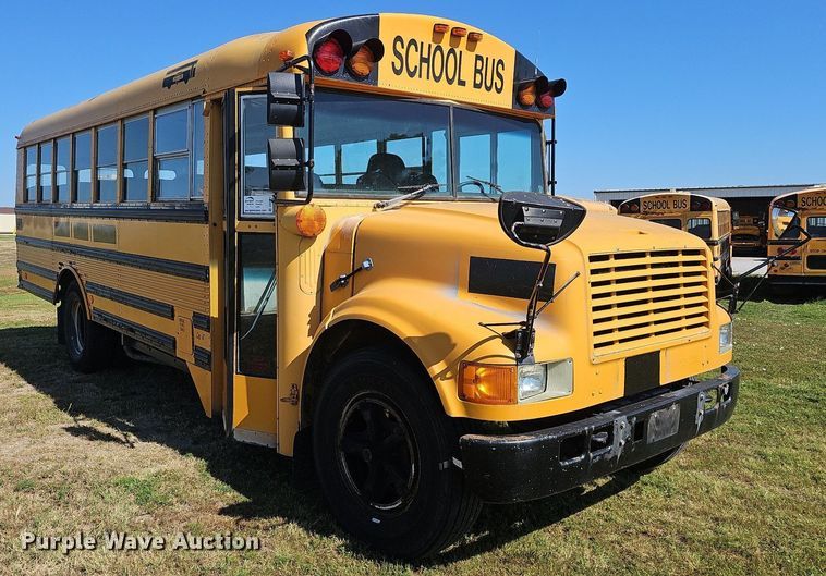 image for item DQ0118 1991 Thomas Built  school bus