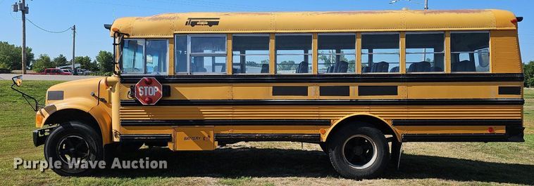 image for item DQ0118 1991 Thomas Built  school bus