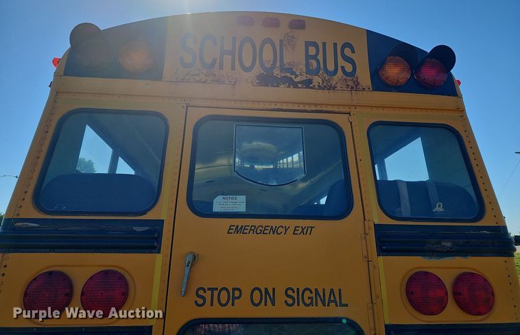 image for item DQ0118 1991 Thomas Built  school bus