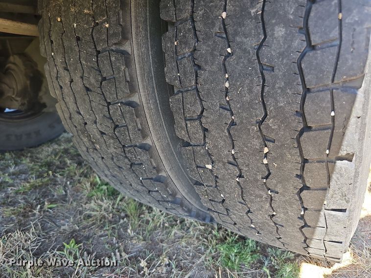 image for item DQ0118 1991 Thomas Built  school bus