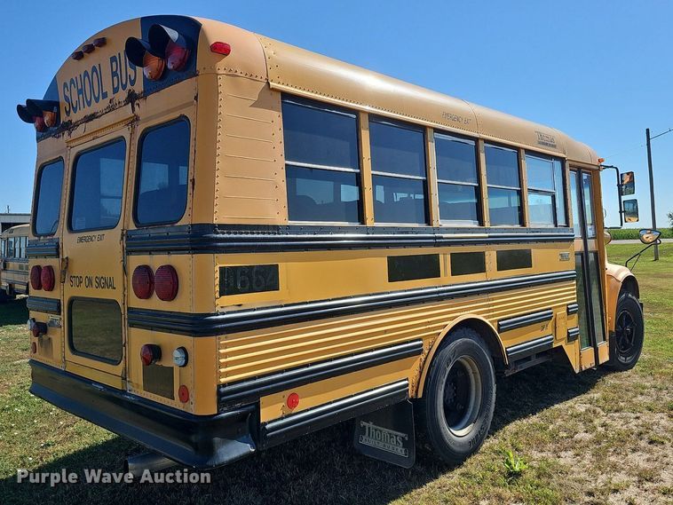 image for item DQ0119 1996 Thomas Built 3800  school bus