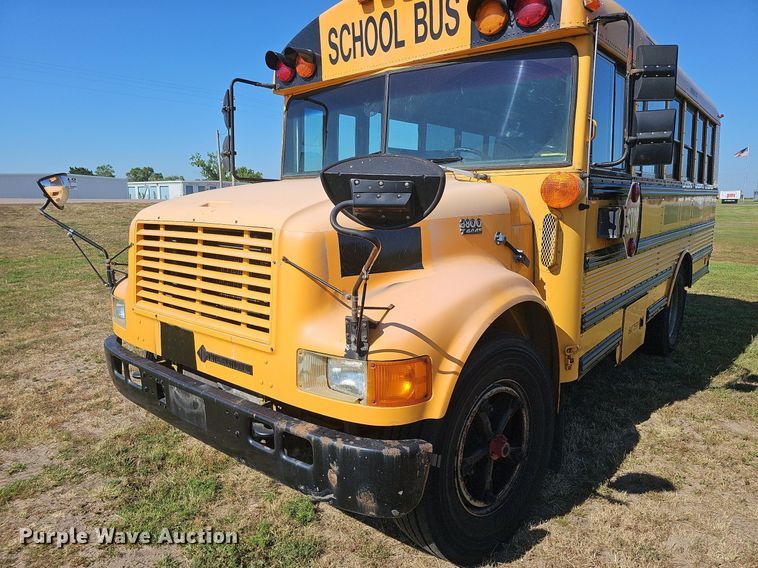 image for item DQ0119 1996 Thomas Built 3800  school bus