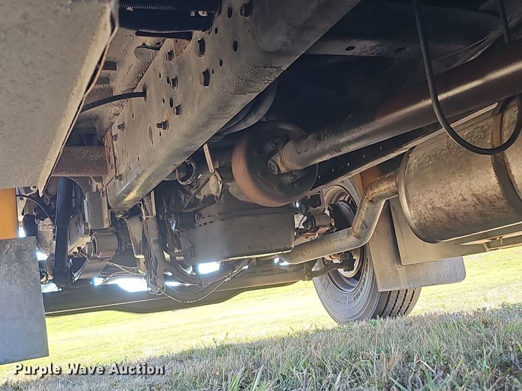 image for item DQ0119 1996 Thomas Built 3800  school bus