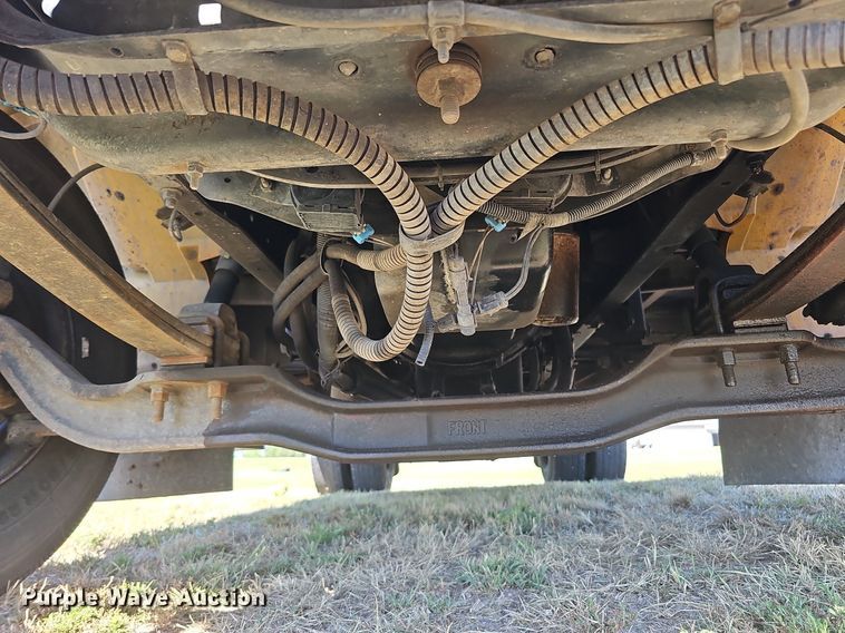 image for item DQ0119 1996 Thomas Built 3800  school bus