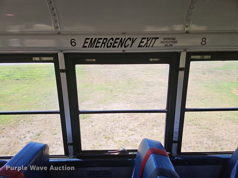 image for item DQ0119 1996 Thomas Built 3800  school bus