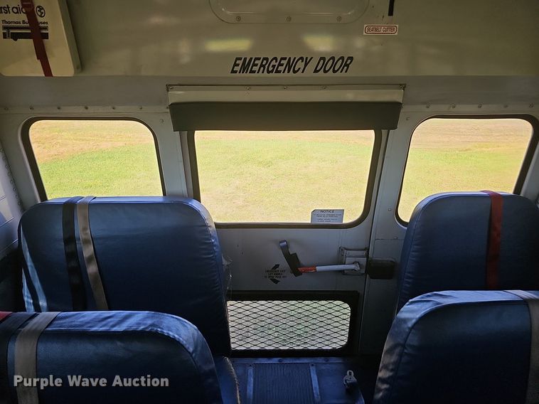 image for item DQ0119 1996 Thomas Built 3800  school bus