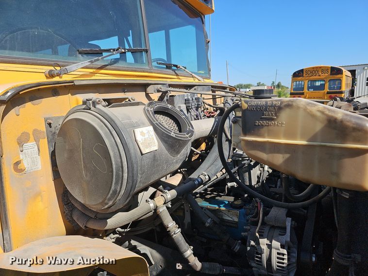 image for item DQ0119 1996 Thomas Built 3800  school bus