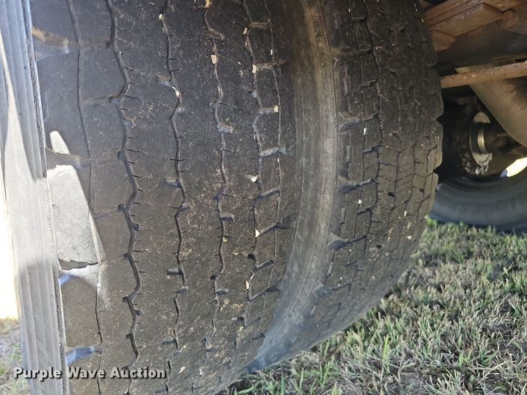 image for item DQ0119 1996 Thomas Built 3800  school bus