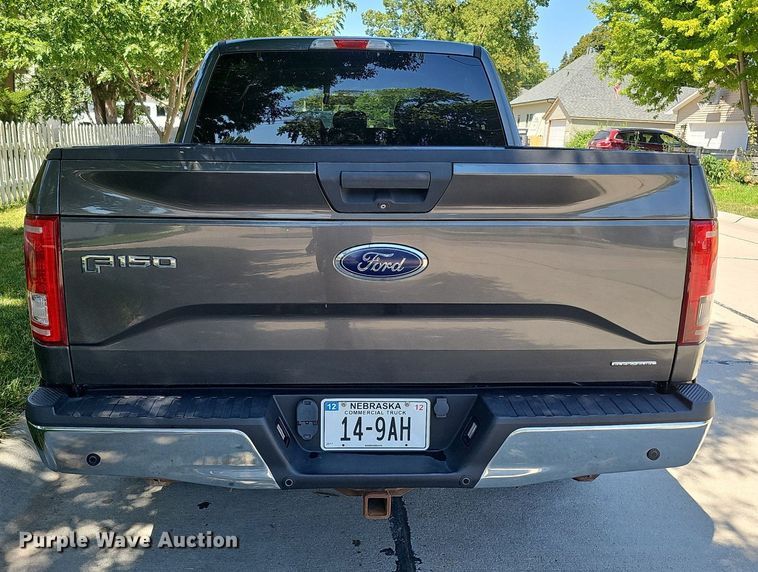 image for item DQ0120 2015 Ford F150 XLT  SuperCrew pickup truck