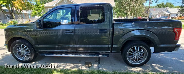 image for item DQ0120 2015 Ford F150 XLT  SuperCrew pickup truck