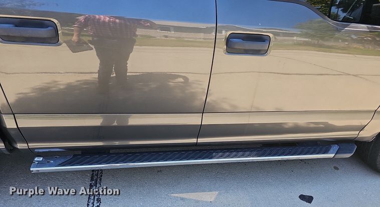 image for item DQ0120 2015 Ford F150 XLT  SuperCrew pickup truck