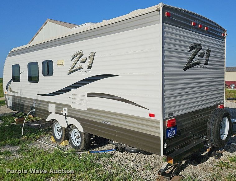 image for item DQ0127 2015 CrossRoads ZT231FB15  camper
