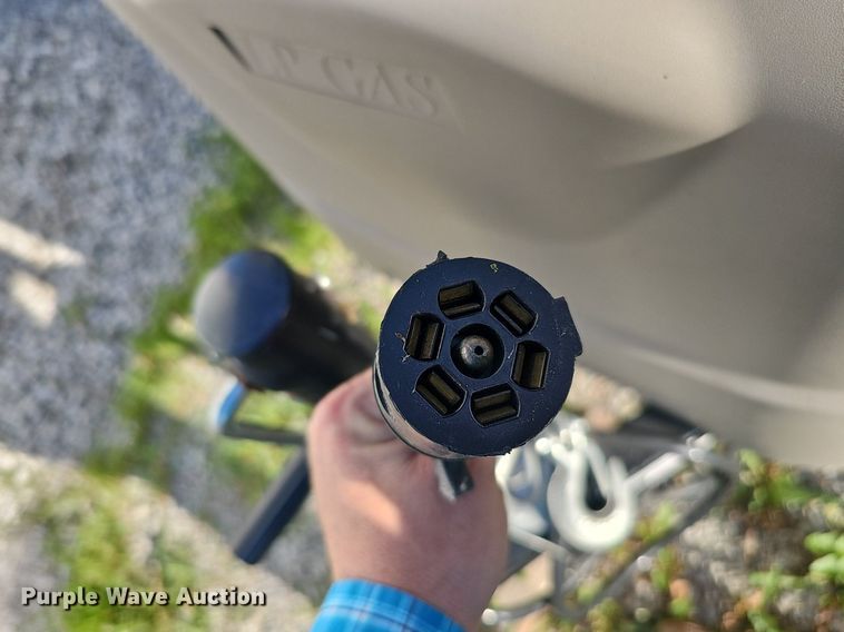 image for item DQ0127 2015 CrossRoads ZT231FB15  camper