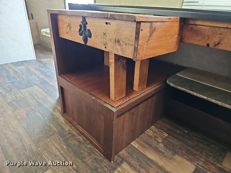 image for item DQ0127 2015 CrossRoads ZT231FB15  camper