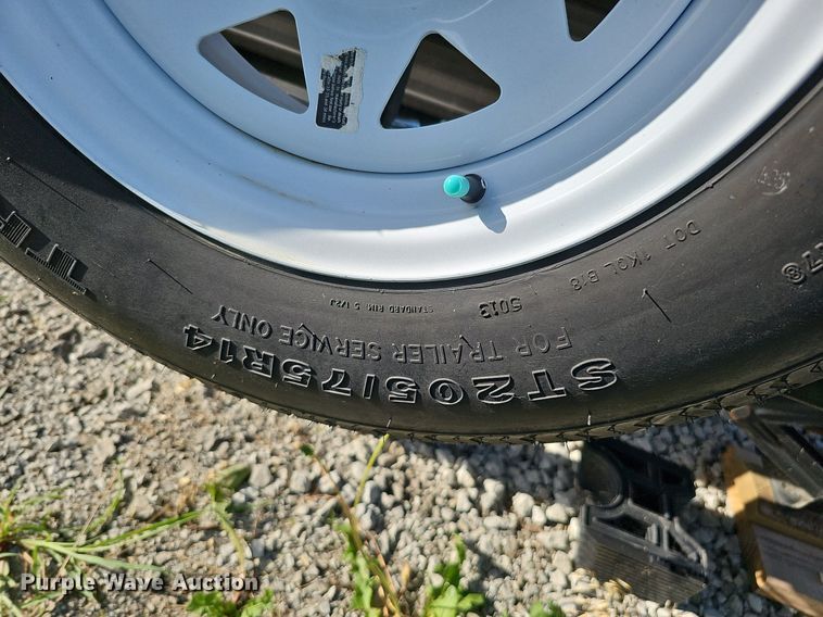 image for item DQ0127 2015 CrossRoads ZT231FB15  camper