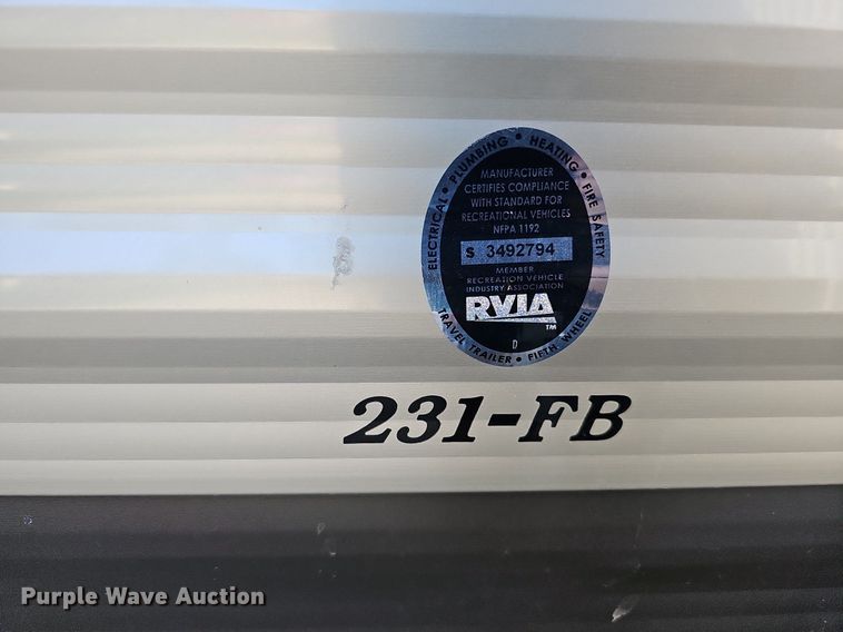 image for item DQ0127 2015 CrossRoads ZT231FB15  camper