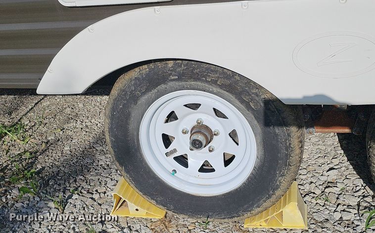 image for item DQ0127 2015 CrossRoads ZT231FB15  camper