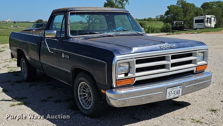 image for item DQ0128 1986 Dodge D100 Custom  pickup truck