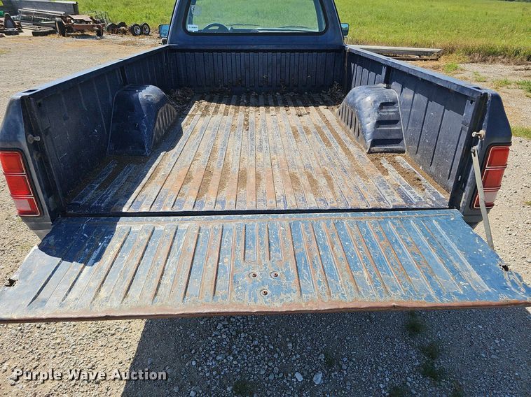 image for item DQ0128 1986 Dodge D100 Custom  pickup truck