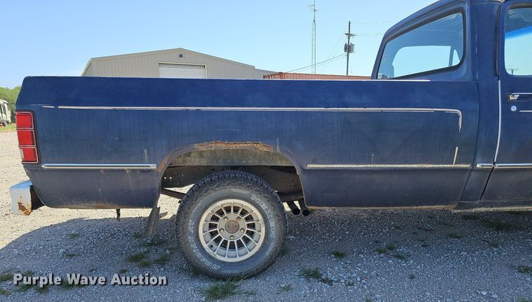image for item DQ0128 1986 Dodge D100 Custom  pickup truck