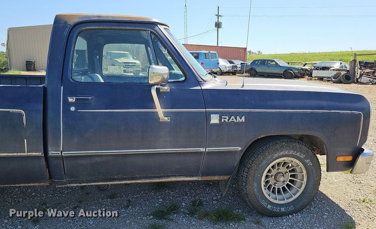 image for item DQ0128 1986 Dodge D100 Custom  pickup truck