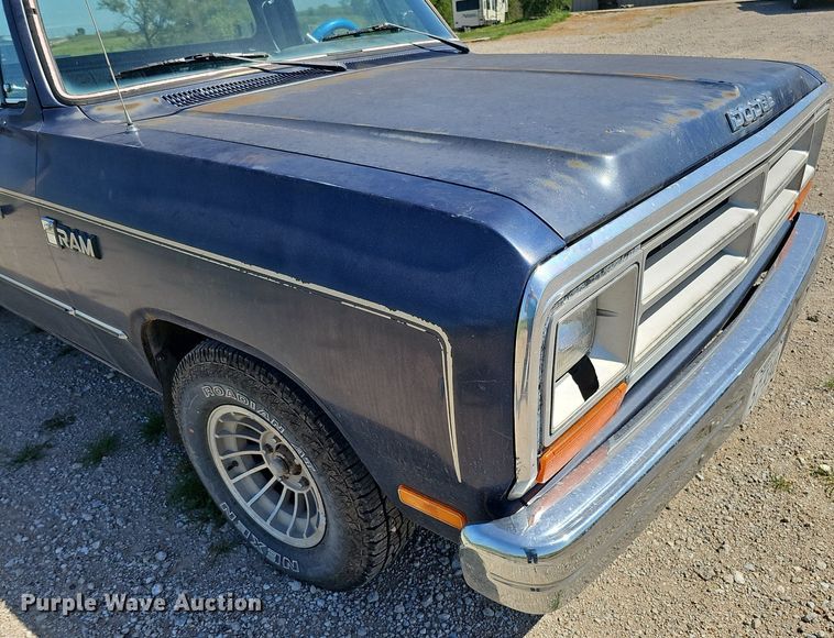 image for item DQ0128 1986 Dodge D100 Custom  pickup truck