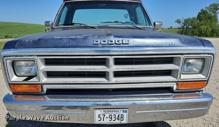 image for item DQ0128 1986 Dodge D100 Custom  pickup truck