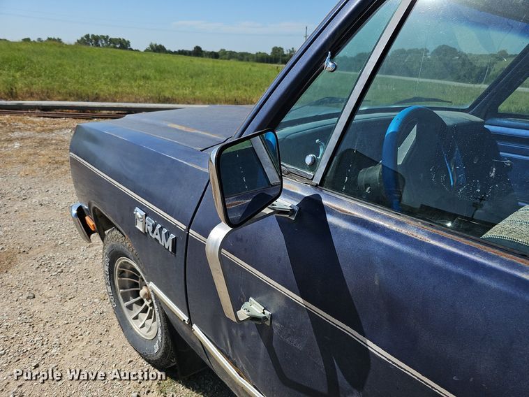 image for item DQ0128 1986 Dodge D100 Custom  pickup truck