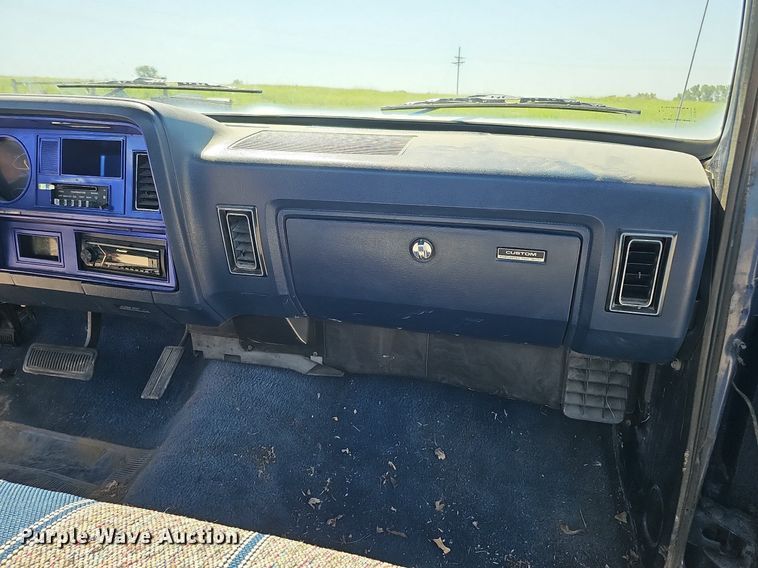 image for item DQ0128 1986 Dodge D100 Custom  pickup truck