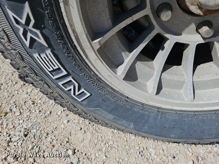 image for item DQ0128 1986 Dodge D100 Custom  pickup truck