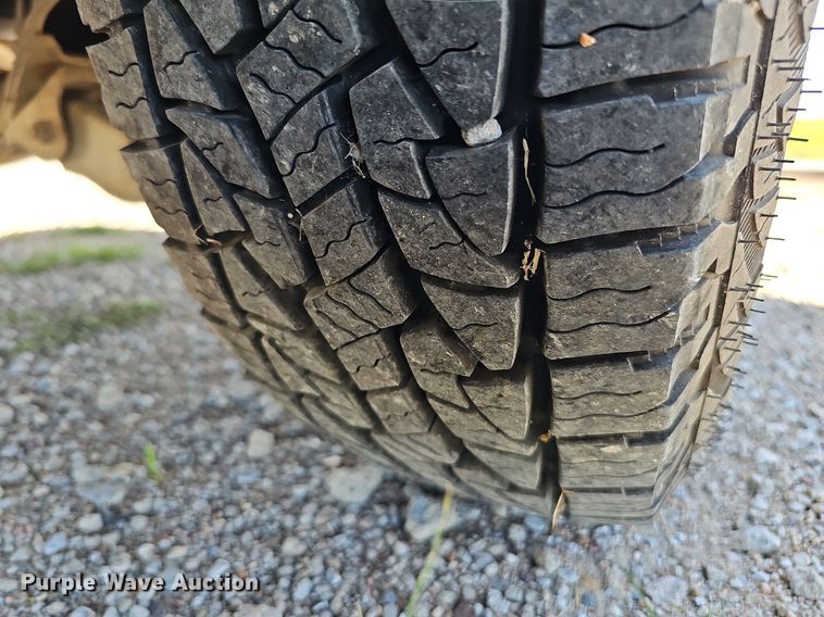 image for item DQ0128 1986 Dodge D100 Custom  pickup truck