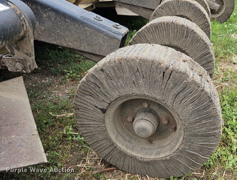 image for item DQ0130 Land Pride  batwing rotary mower