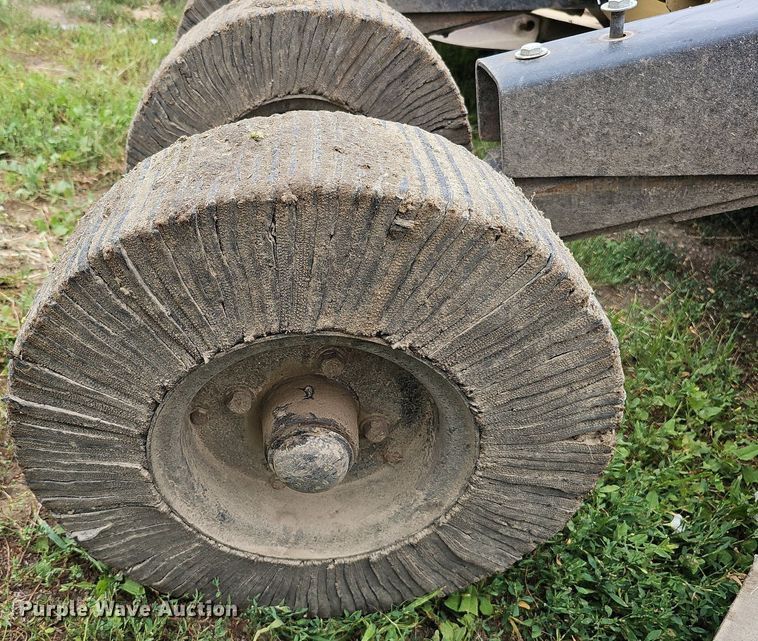 image for item DQ0130 Land Pride  batwing rotary mower