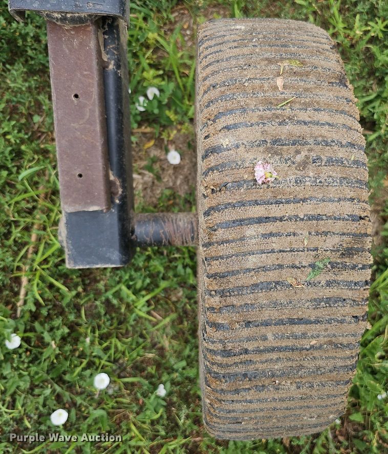 image for item DQ0130 Land Pride  batwing rotary mower