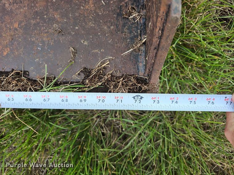 image for item DQ0131 Ford 4400  tractor