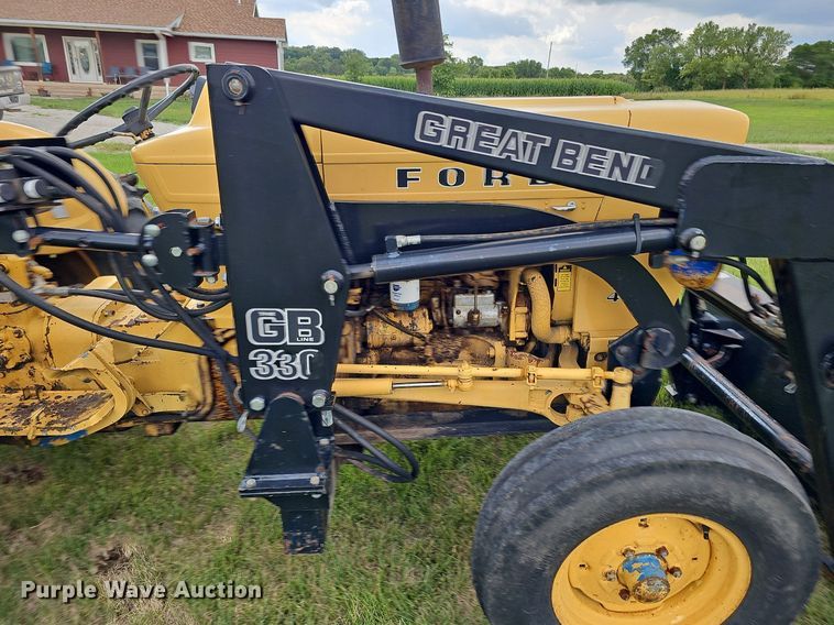 image for item DQ0131 Ford 4400  tractor