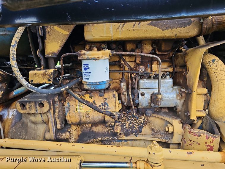 image for item DQ0131 Ford 4400  tractor