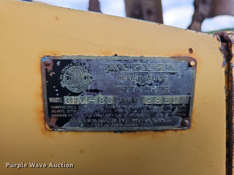 image for item DQ0131 Ford 4400  tractor