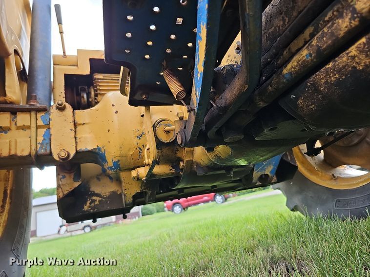 image for item DQ0131 Ford 4400  tractor