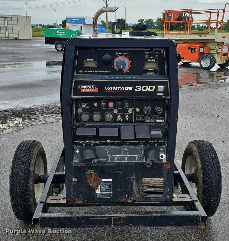 image for item DQ0146 Lincoln Electric Vantage 300  welder