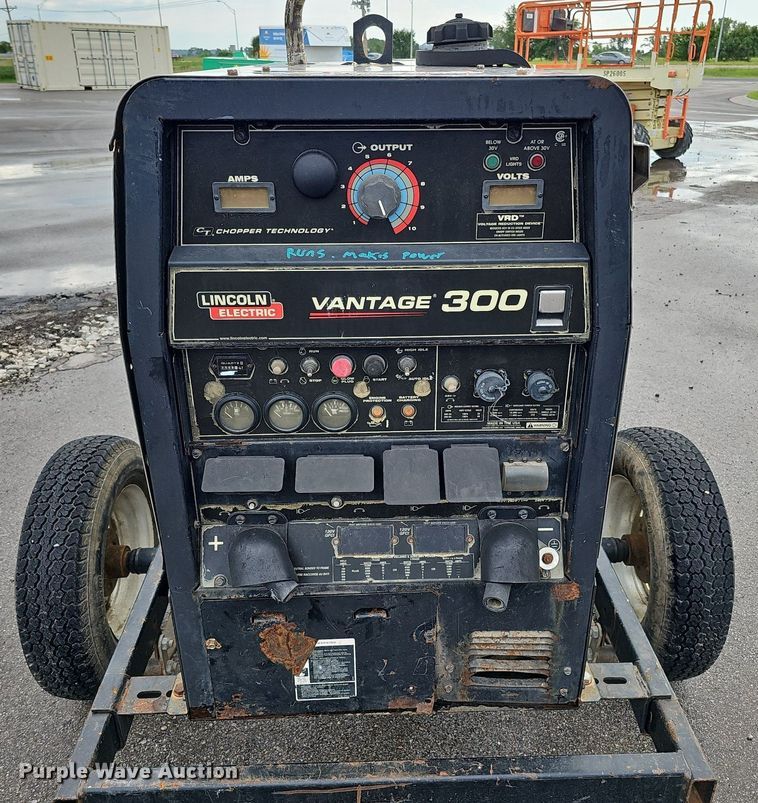 image for item DQ0146 Lincoln Electric Vantage 300  welder