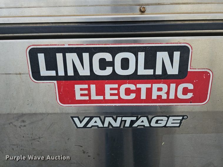 image for item DQ0146 Lincoln Electric Vantage 300  welder