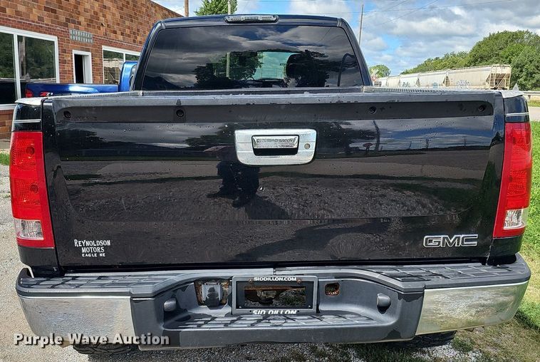 image for item DQ0149 2008 GMC Sierra 1500  Ext. Cab pickup truck