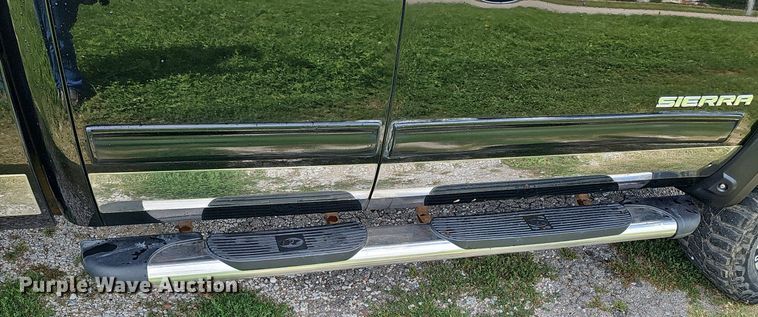 image for item DQ0149 2008 GMC Sierra 1500  Ext. Cab pickup truck