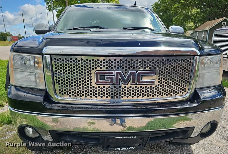 image for item DQ0149 2008 GMC Sierra 1500  Ext. Cab pickup truck