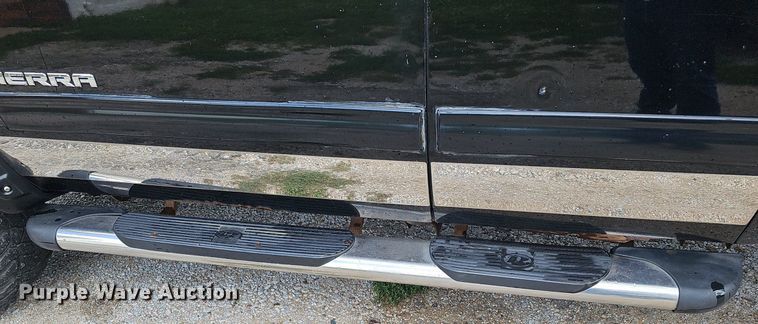 image for item DQ0149 2008 GMC Sierra 1500  Ext. Cab pickup truck