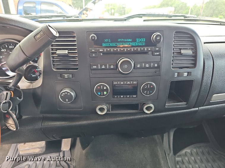 image for item DQ0149 2008 GMC Sierra 1500  Ext. Cab pickup truck