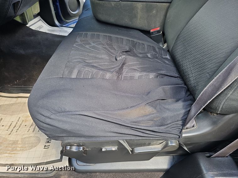 image for item DQ0150 2013 Chevrolet Silverado 1500  Ext. Cab pickup truck