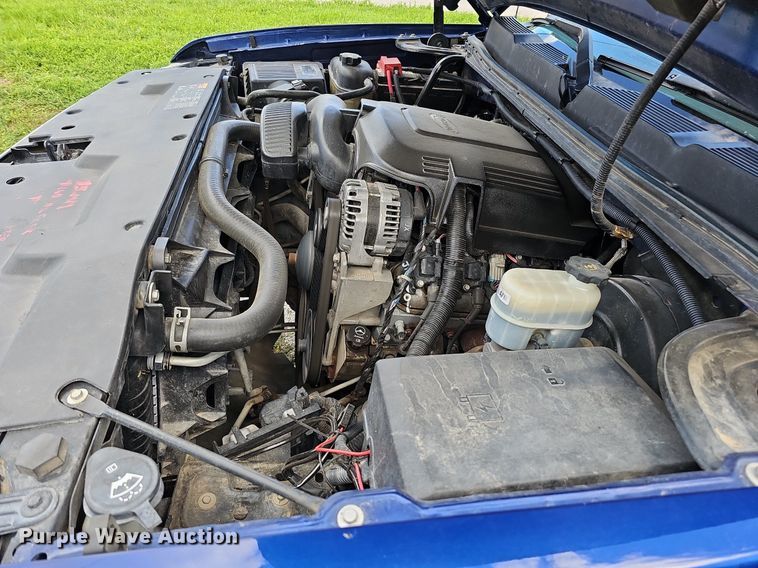 image for item DQ0150 2013 Chevrolet Silverado 1500  Ext. Cab pickup truck