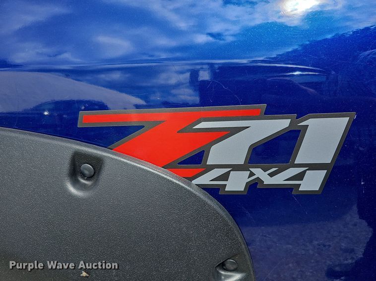 image for item DQ0150 2013 Chevrolet Silverado 1500  Ext. Cab pickup truck